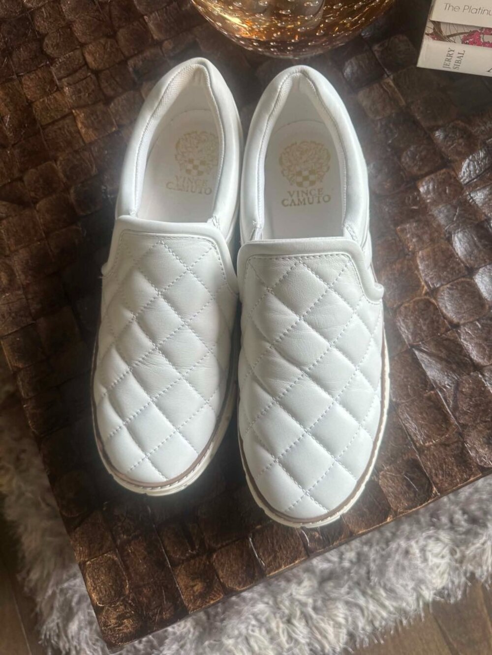 VINCE CAMUTO WHITE ROMIE SNEAKER - SIZE: 8.5